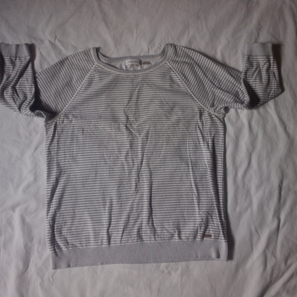 Calvin Klein Gray Fitted 3/4 Sleeve Sweatshirt
